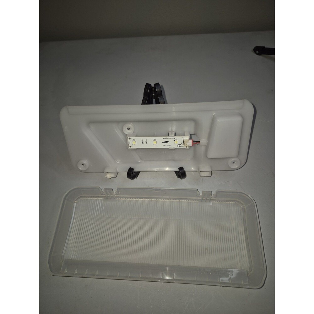 Samsung RS261MDRS/XAA LED Light Assembly With Cover LM41-00020E Refrigerator